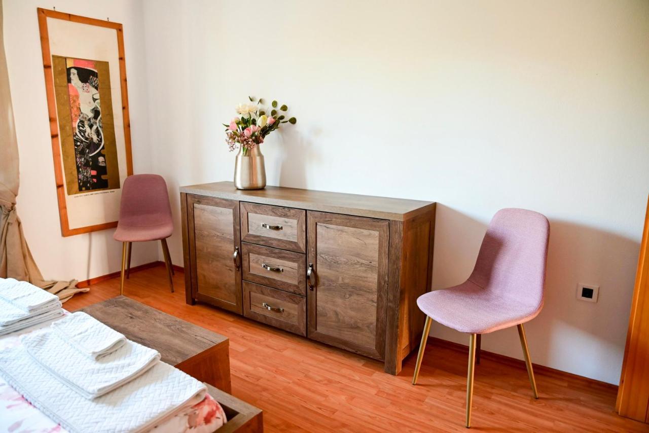 Apartment Laetitia Kaštelir エクステリア 写真